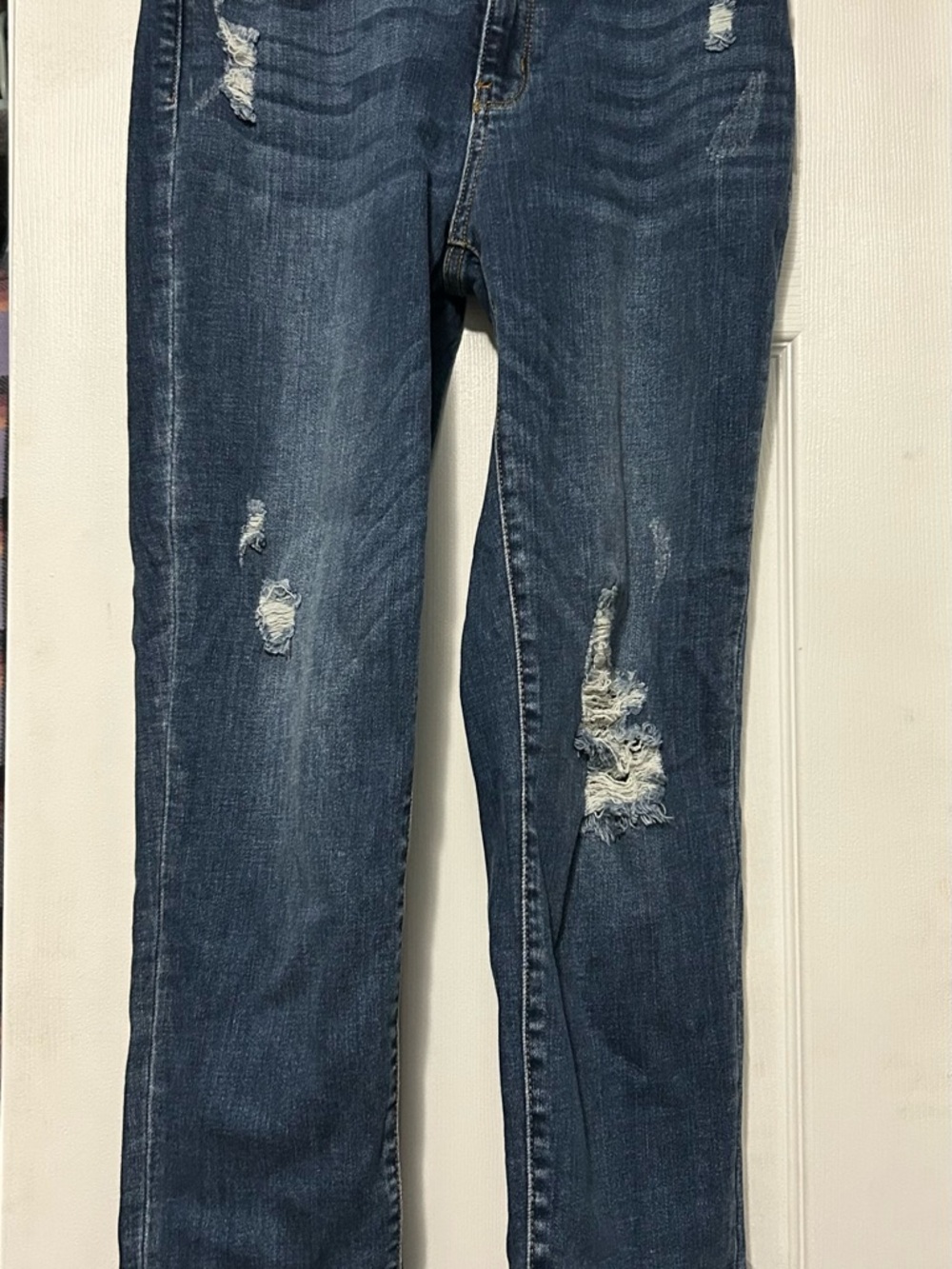 Judy Blue Slim Fit Medium Wash Jeans. Size 11/30